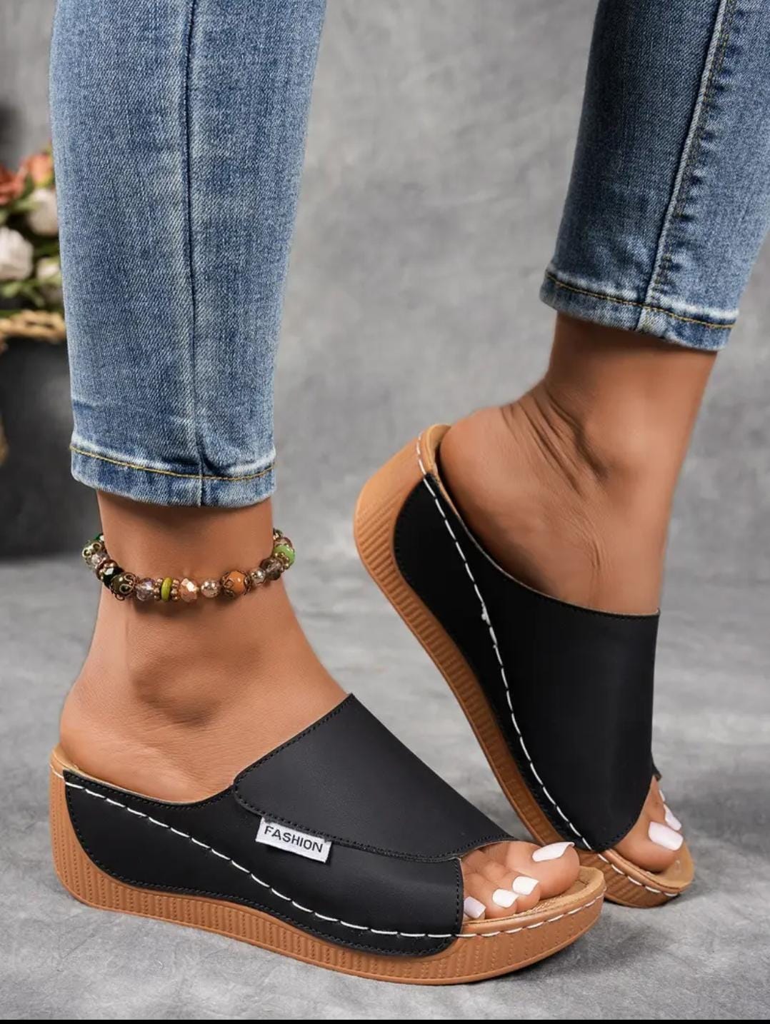 Aura Confort – Sandalia Cómoda y Elegante para Uso Diario