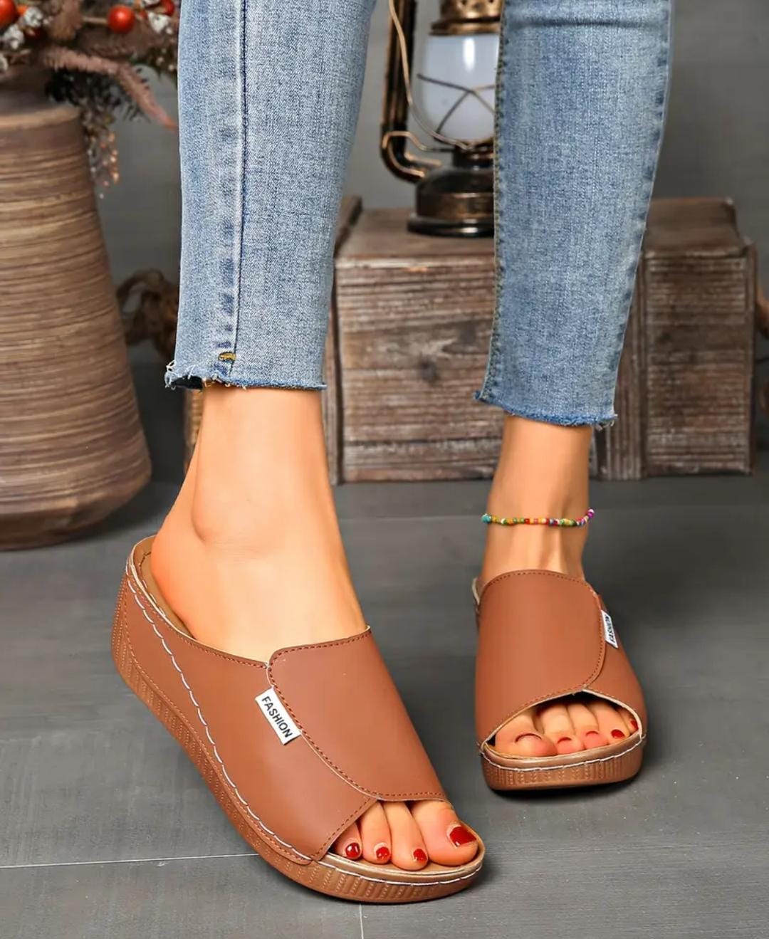 Aura Confort – Sandalia Cómoda y Elegante para Uso Diario