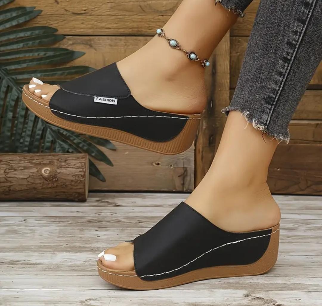 Aura Confort – Sandalia Cómoda y Elegante para Uso Diario